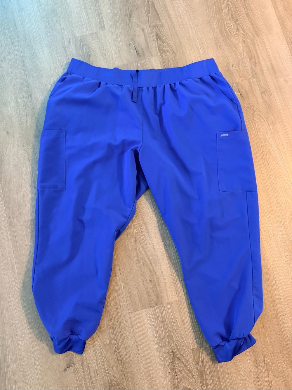Spirit Royal Blue Women's Scrub Top & Jogger Pants Set - Picture 4 of 5